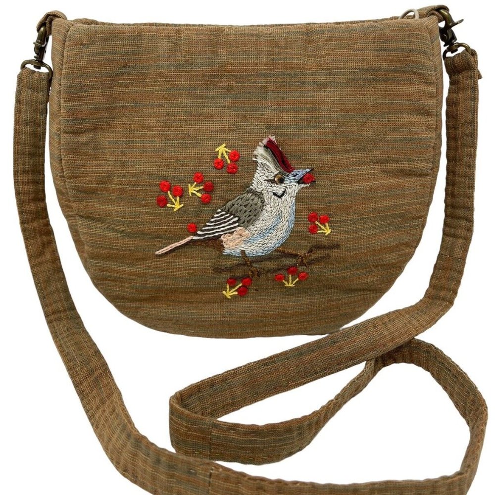 Handmade Bird Eating a Fruit Shoulder Bag a1